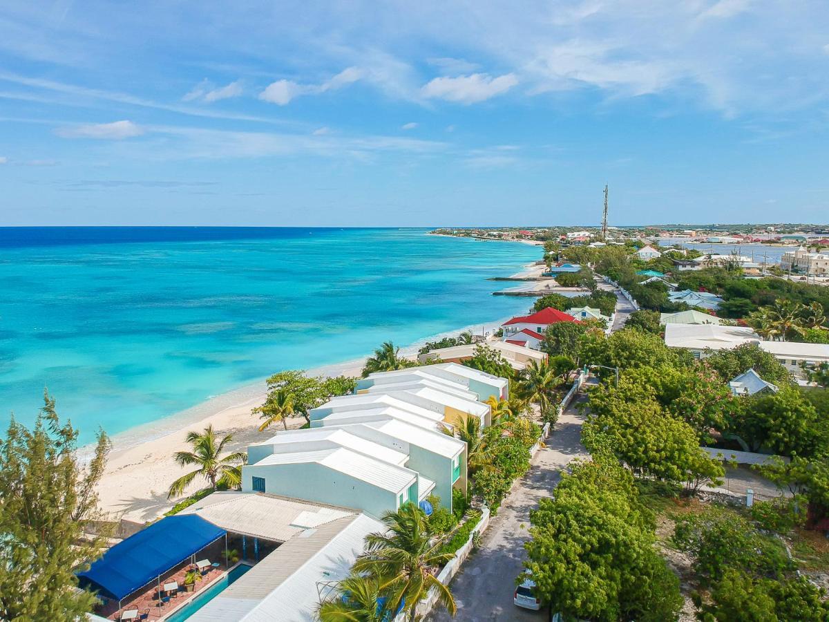 Osprey Beach Hotel Cockburn Town Buitenkant foto